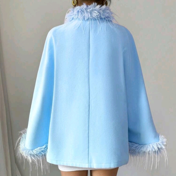 Women's Wool Collar Flare Sleeve Diamond Button Tweed Coat - Picture 2 of 4